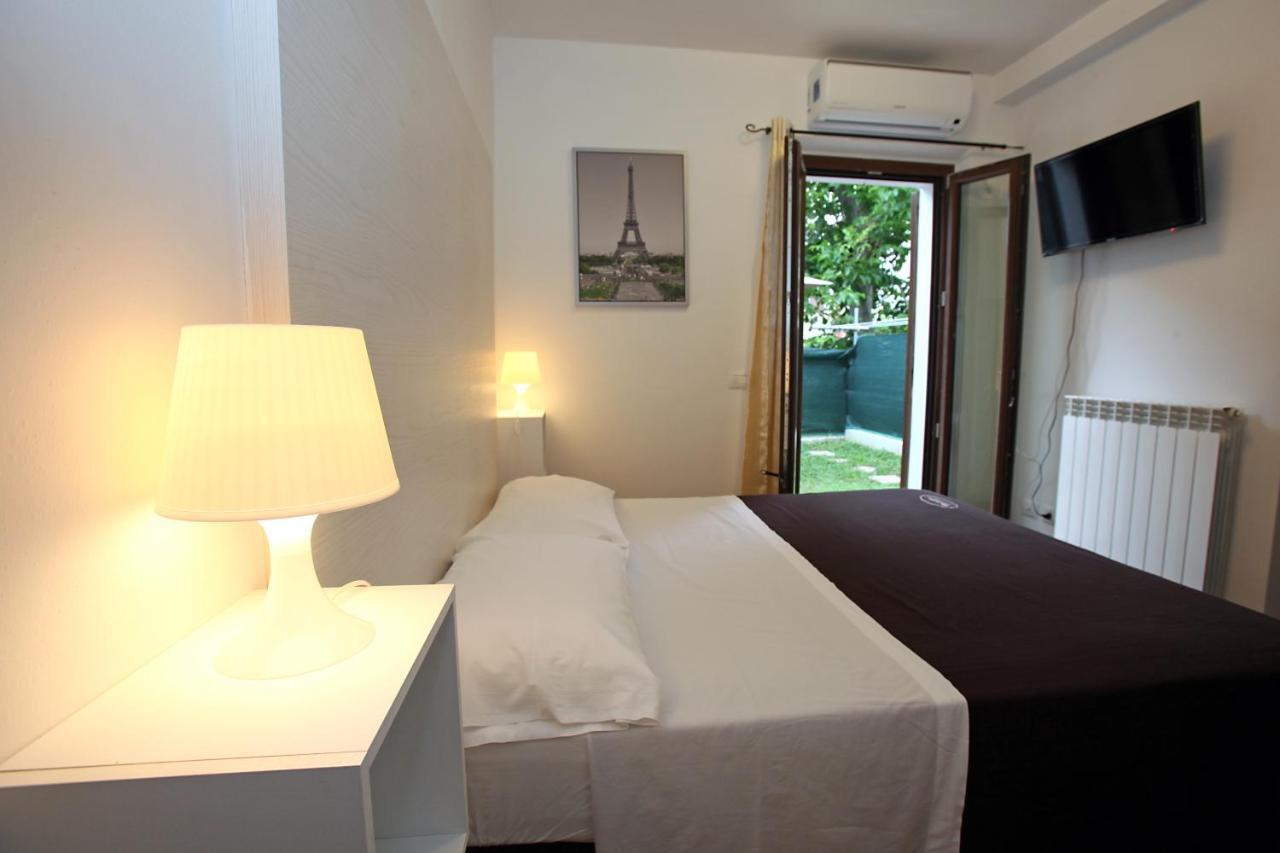 Orchidea Rooms & Suites Civitanova Marche Kültér fotó