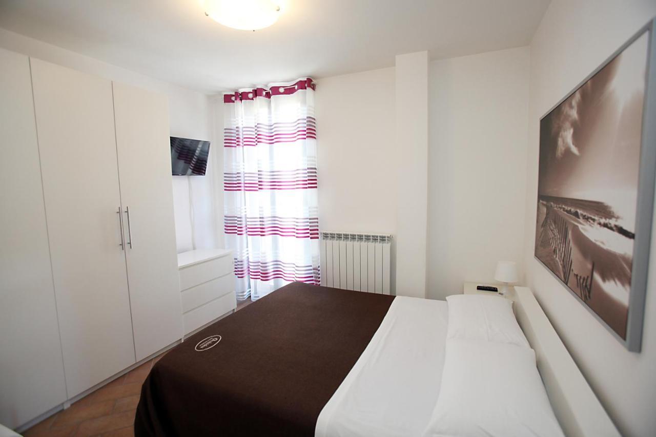 Orchidea Rooms & Suites Civitanova Marche Kültér fotó